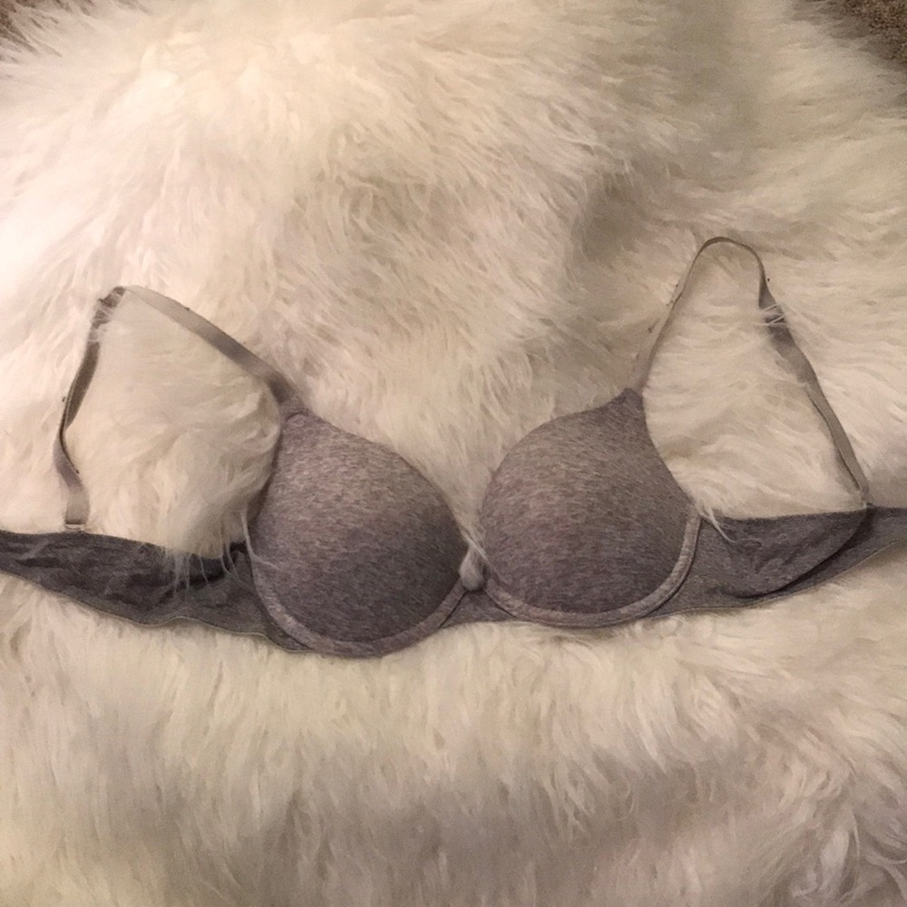 Victoria’s Secret PINK grey bra